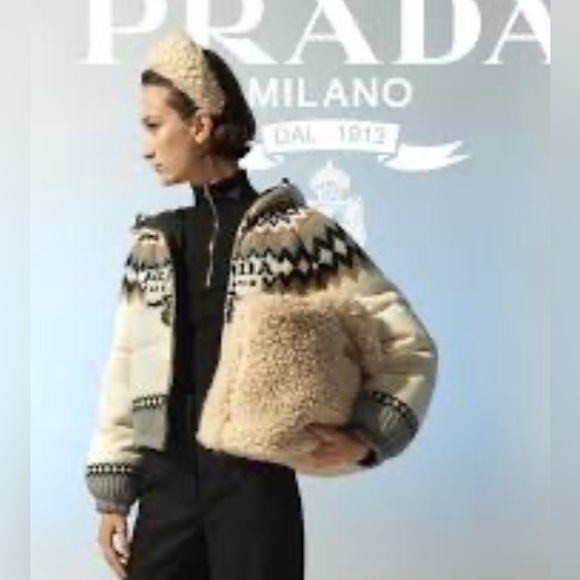 Prada women Logo Intarsia Zip-Up Padded Jacket NWT - Picture 3 of 10